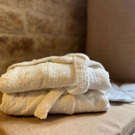 Dimora Grimaldi Bed and Breakfast Ostuni Exteriör bild