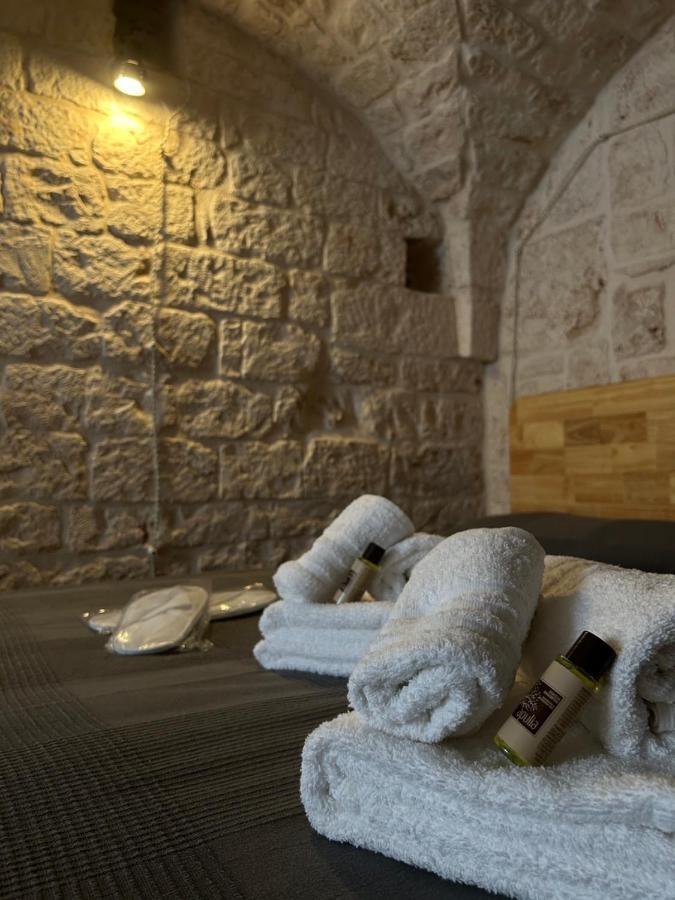 Dimora Grimaldi Bed and Breakfast Ostuni Exteriör bild