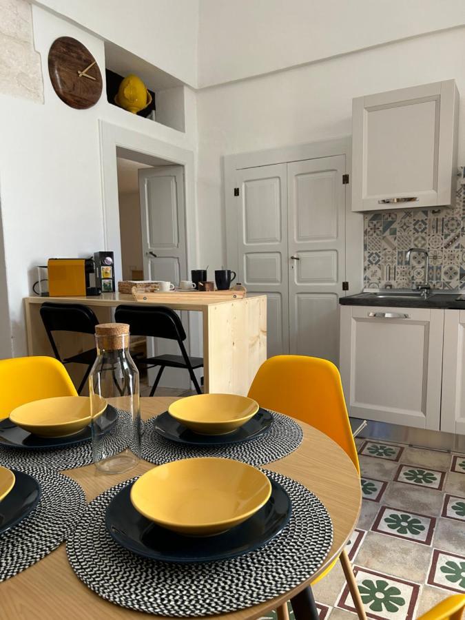 Dimora Grimaldi Bed and Breakfast Ostuni Exteriör bild