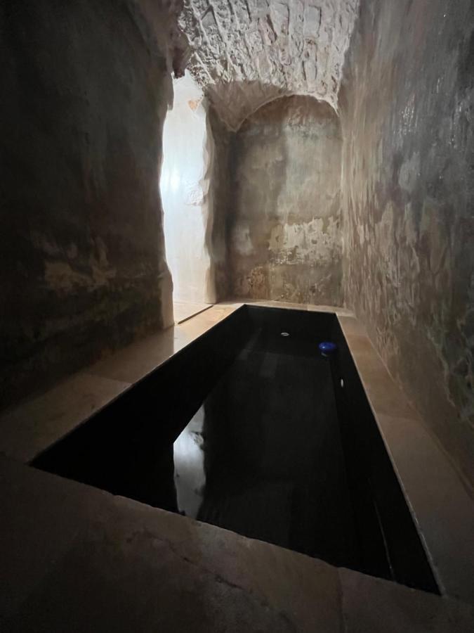 Dimora Grimaldi Bed and Breakfast Ostuni Exteriör bild